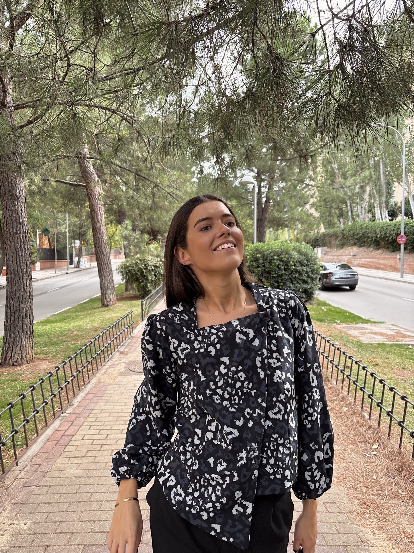 Chaqueta cuadrada leopardo azul